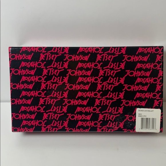 NWT Betsey Johnson Red Wallet with Gift Box - Picture 9 of 9
